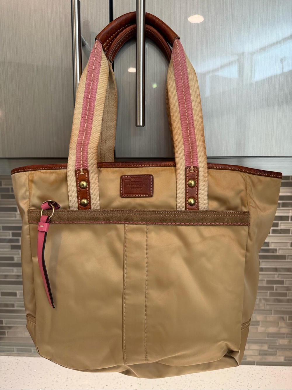 Vintage Y2K Coach Hamptons Champagne Gold Satin & Suede Tote Bag Pink C Lining